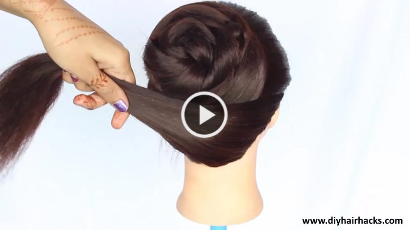 How to do a messy bun - Summer Hairstyle - ArtsyCraftsyDad