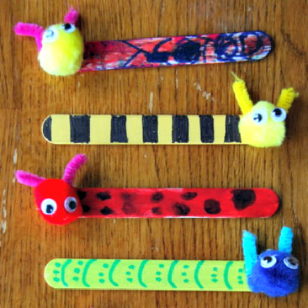 Cute & Little Book Buddies Bookmark Craft Using Popsicle Sticks - Crafting and Creating with Popsicle Sticks 