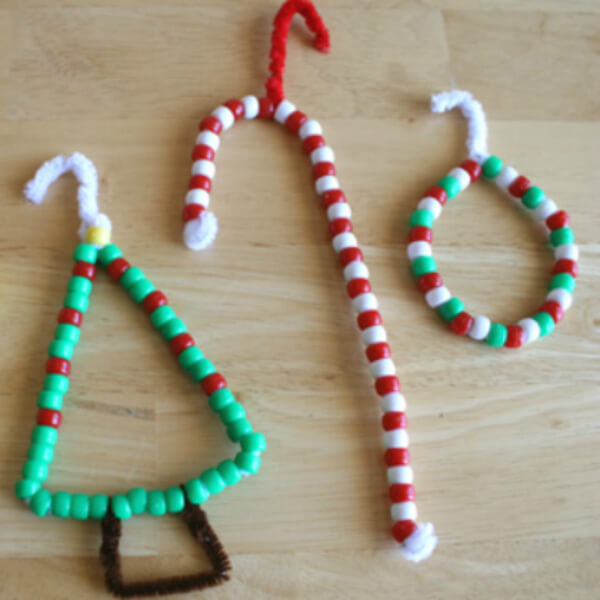 Adorable Christmas Tree Ornament Crafts Using Colorful Beads & Pipe Cleaners - Designing Christmas Adornments for Youngsters