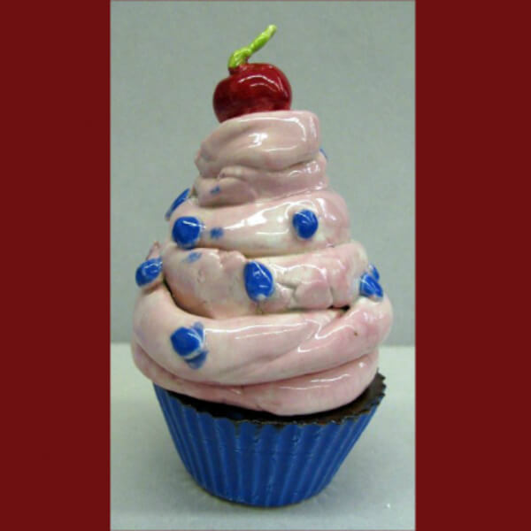 Amazing Clay Cupcake Craft Idea For Kids - Making pottery with pinches of clay