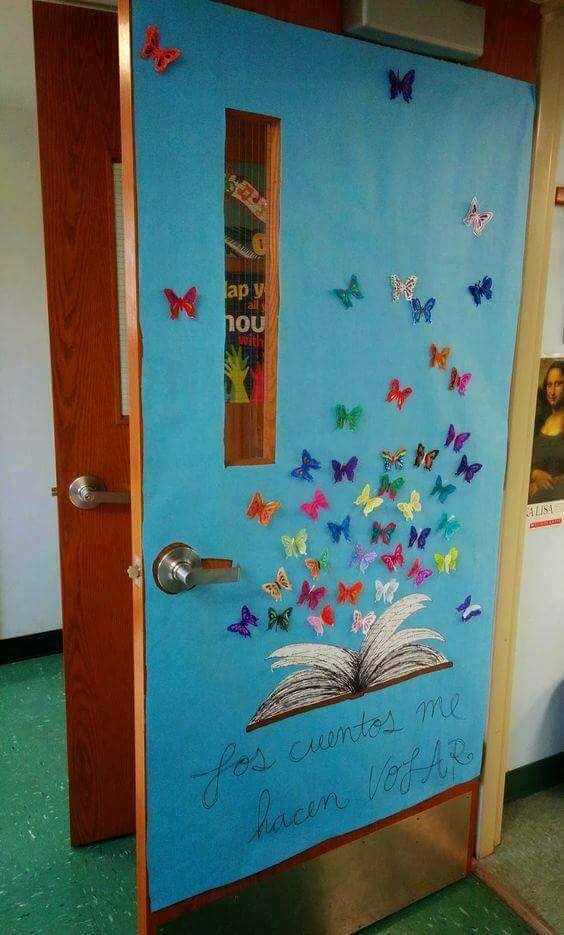 Beautiful Butterflies Flying Door Decoration Ideas For Kindergartner Students - Inviting kindergarten classroom entrance decorations.