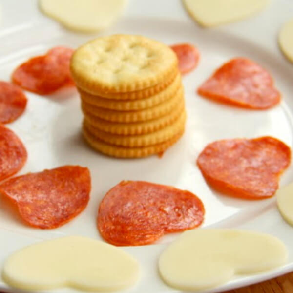 Cheesy Pepperoni Crackers Snack For Kids On Valentine's Party - Ideas for Children's Valentine's Day Treats 
