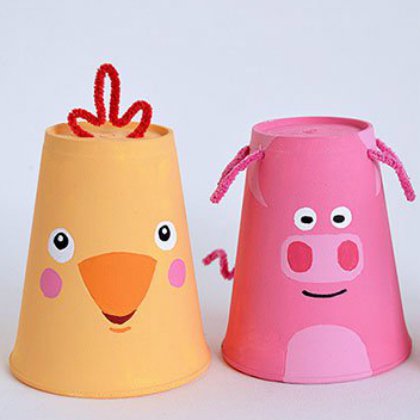 Chick & Pig Farm Animals Craft Idea using Paper Cups, Pipe Cleaners & Googly Eyes - Fun Crafts for Kids Utilizing Disposable Containers