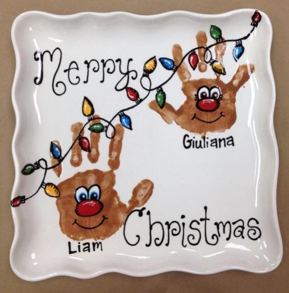 Christmas Keepsake Handprint Decoration Craft On Plate - Handprints and Christmas Crafts for Toddlers and Preschoolers 