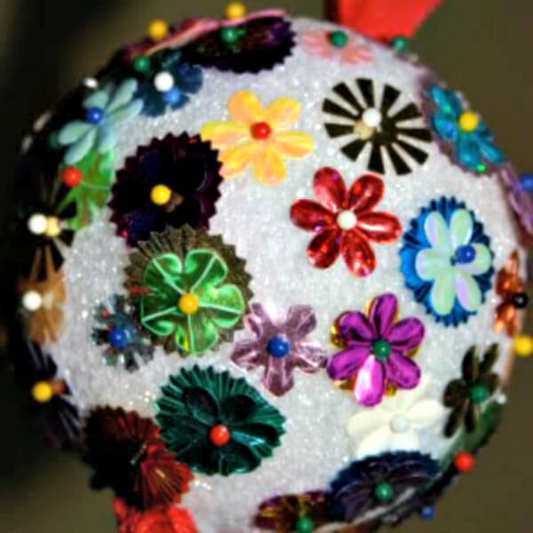 Creative Fancy Snow Ball Ornament Gift Idea For Christmas - Home-Built Christmas Decorations for the Youngsters
