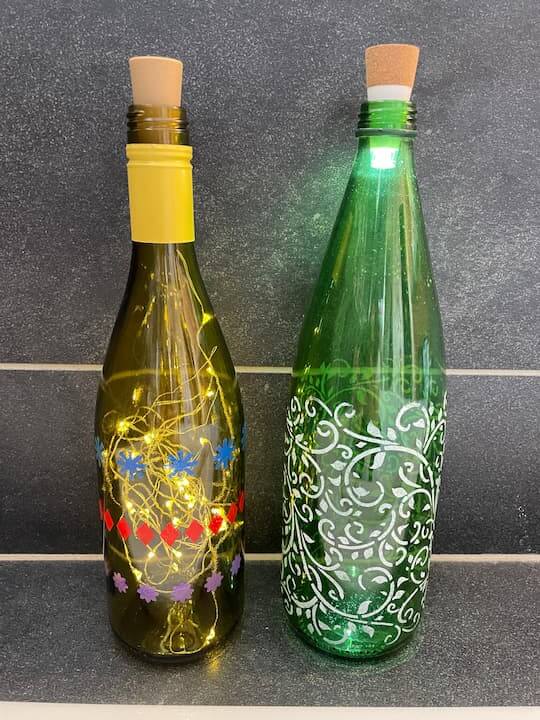 Creative Wine Bottle Painting Decoration Art Idea With Led Lights - Fun ideas for decorating containers.