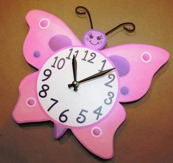 Cute Butterfly Wall Clock Craft For Kids - Constructing an Easy Clock Project To Show Kids How To Tell Time