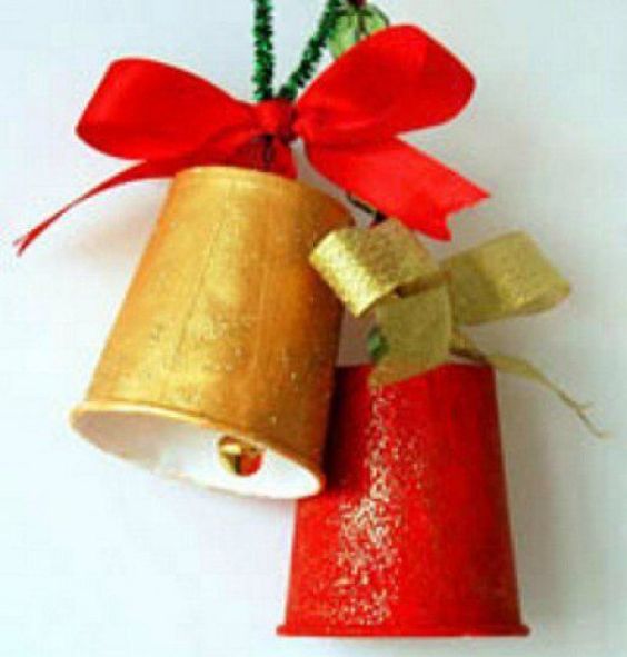 DIY Jingle Bells Craft Idea Using Paper Cups, Ribbon & Pipe Cleaners - DIY Christmas projects children can do.