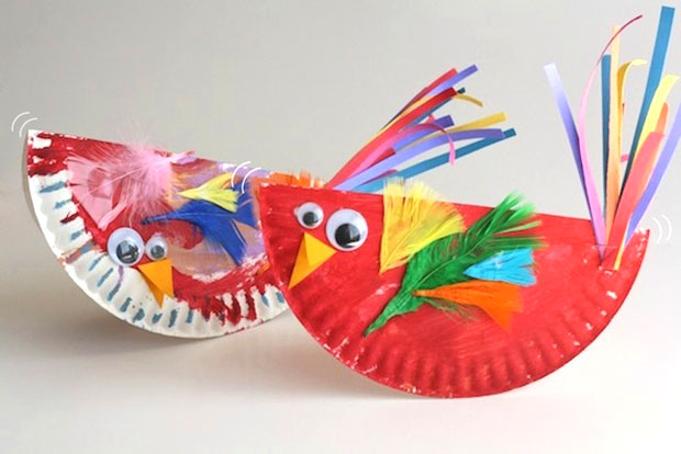 DIY Paper Plate Bird Crafts Made With Colorful Paper & Goggly Eyes - This DIY project for children is a great way to make Adorable Love Birds out of paper plates.