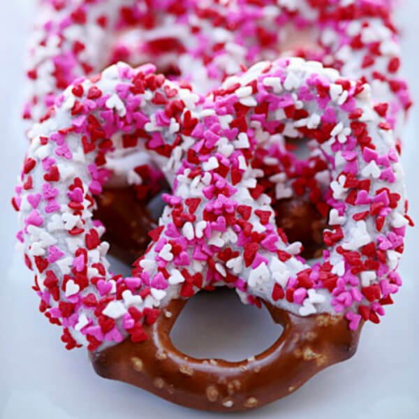 Easy Chocolate Covered Pretzel Recipe With White Chocolate & Sprinkles - Fun Snack Ideas for a Valentine's Day Party for Kids 