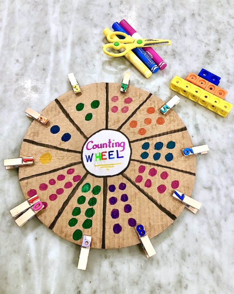 Easy Clothespin Counting Wheel Learning Activity For Preschoolers - Self-teaching using clothespins