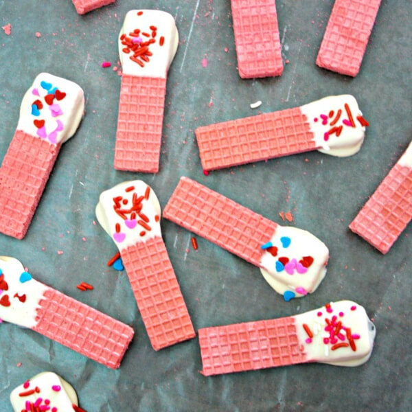 Easy to Make Cheesecake Waffers Using Strawberry Waffers, White Chocolate & Sprinkles - Mouthwatering Valentine's Day Snacks for Kids 