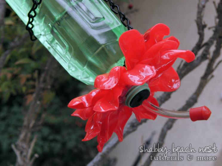 Easy to Make Flower Craft Using Plastic Spoons - Imaginative and Easy Ways to Use Plastic Spoon Crafts