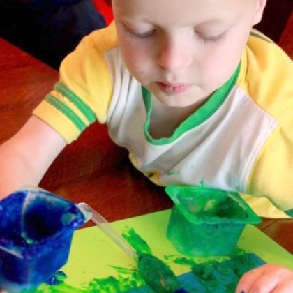 Finger Painting Art Ideas for Toddlers - Making the school hours a time for fun for the two of you