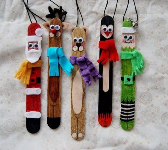 Fun Christmas Popsicle Sticks Craft Using Felt Fabric - Creating Crafts to Trade During Christmas 
