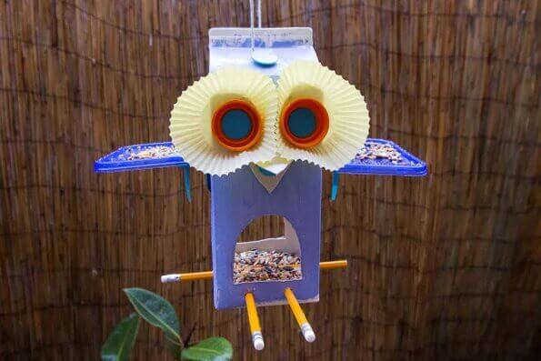 Funny Milk Carton Bird Feeder Craft With Cupcake Liners, Bottle Cap, Pencils, & Plastic Container Lids - Making a Feeder out of a Milk Carton
