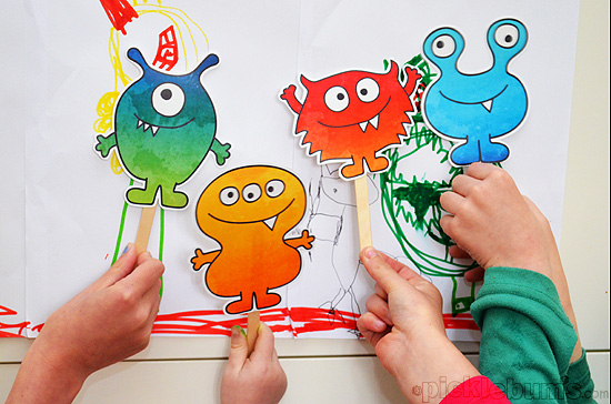 Handmade Monster Puppets Craft With Free Printable - Creative Artwork and Crafts for Preschoolers on Halloween