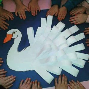 Homemade Swan Craft Using Paper & Cardboard - Swan-Themed Art Activities for 7-10 Year Olds