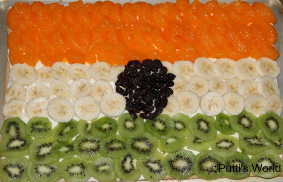 How To Make an Indian Flag Using Tricolor Color Fruits - Things to Do on India's National Day