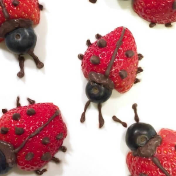How To Make Chocolate & Strawberry Lady Bug Snack For Kids Party - What to Provide as a Snack at a Valentine's Day Party for Children 