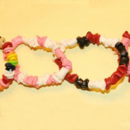 Make Your Own Easy Balloon Bracelets Craft For Kids - Producing your own Friendship Bracelets for Friendship Day. 