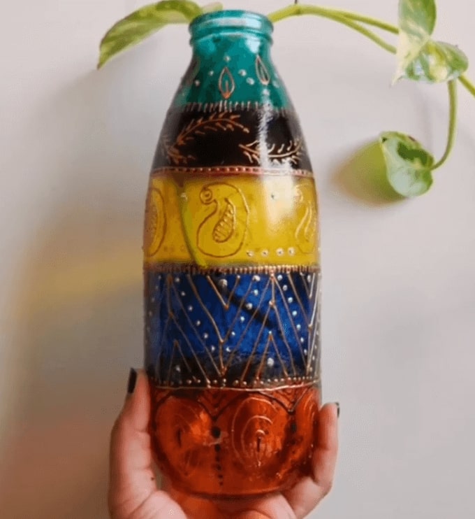 Painted Glass Bottle Design Using Copper, Gold, and Black Glass Liners - Concepts for Decorating Jars with Paint