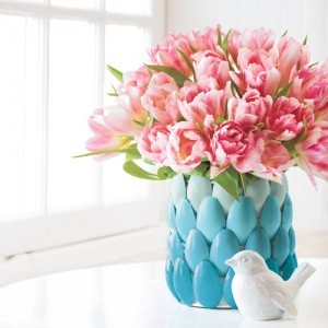 Pretty Plastic Spoons Vase Decoration Craft Idea At Home - Making Cool Things with Plastic Spoons