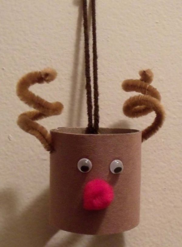 Reindeer Hanging Craft Using Pipe Cleaners, Carboard Tube, Pom Pom & Googly Eyes - Easy Reindeer Activities for Children - Suitable for Preschoolers