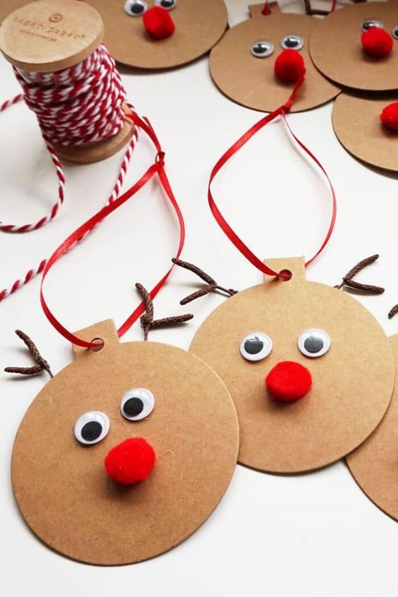 Reindeer Ornament Hanging Crafts Using Cardboard, Pom Pom & Goggly Eyes - Quick Christmas art projects for kids.