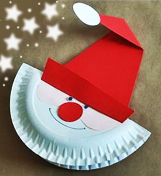 Simple Paper Plate Santa Christmas Craft At Home - Enjoy this Christmas with ideas for children inspired by Santa Claus. 