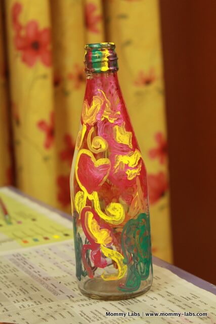 Super Simple Hand-Painted Glass Bottle Art Project For Kindergartners - Creative ways to decorate bottles
