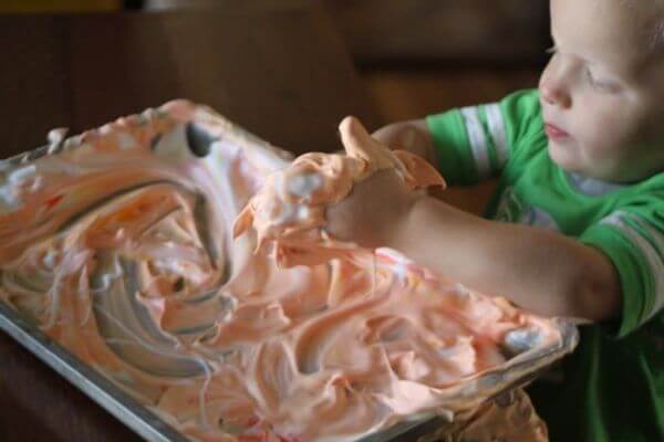 Super Simple Shaving Cream Sensory Activity For Toddlers - Utilizing fun activities to help children grow and progress.