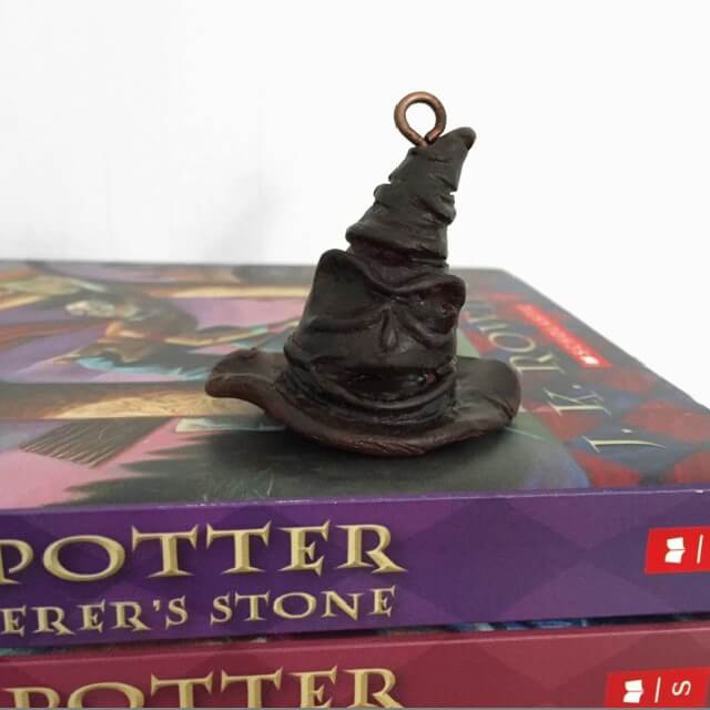 Very Easy Polymer Clay Sorting Hat Craft At Home - Crafting Harry Potter Objects with Polymer Clay for Little Ones