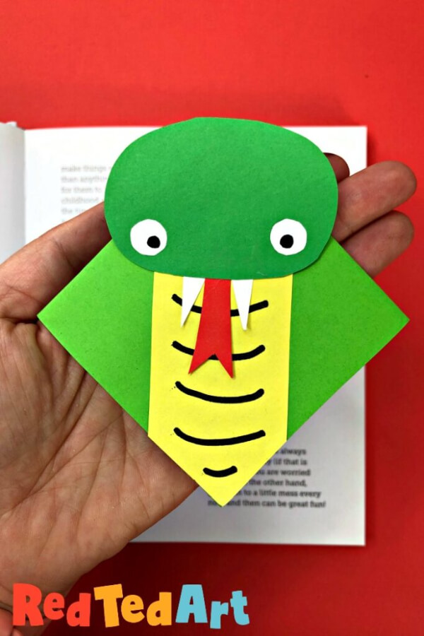 Very Simple Snake Corner Bookmark Craft Idea For Kindergartners - Have Fun with the Kids Making Snake Artworks