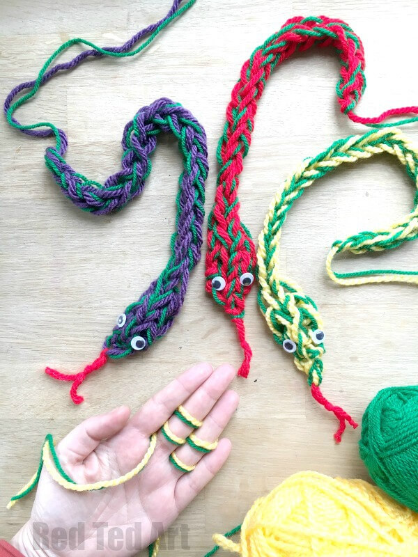 Wonderful Finger Knitting Snakes Sewing Craft Idea At Home - Enjoy Crafting with the Kids and Make Snakes