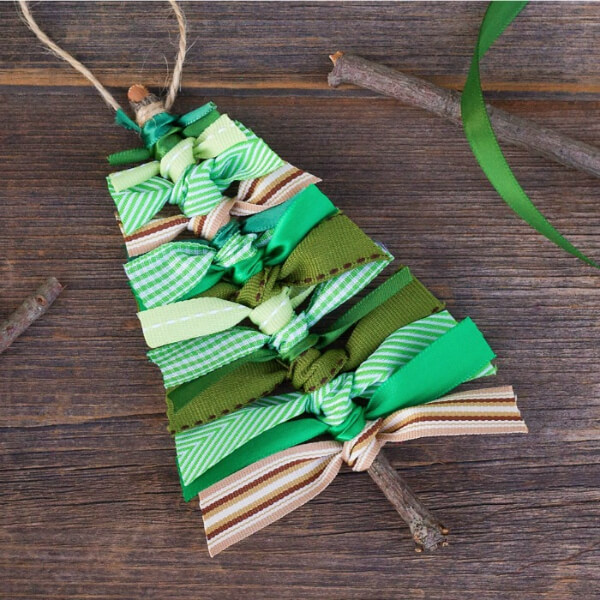 Wonderful Scrap Ribbon Christmas Tree Ornament Craft For Home Decor - Do-it-yourself Christmas Tree Concepts