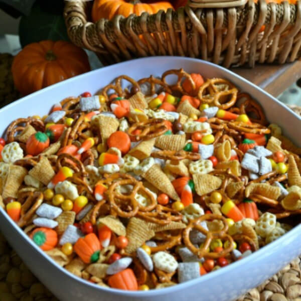 Yummy Harvest Hash Trail Mix Snack Idea For Halloween Parties - Designing Fall Snacks For Bigger Kids