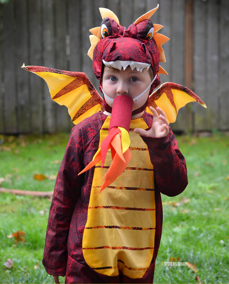 Adorable Fire-Breathing Dragon Mouth Costume Made With Old Toilet Paper Roll, Felt Fabrics, & Elastic - Developing a Dragon Costume in the house 