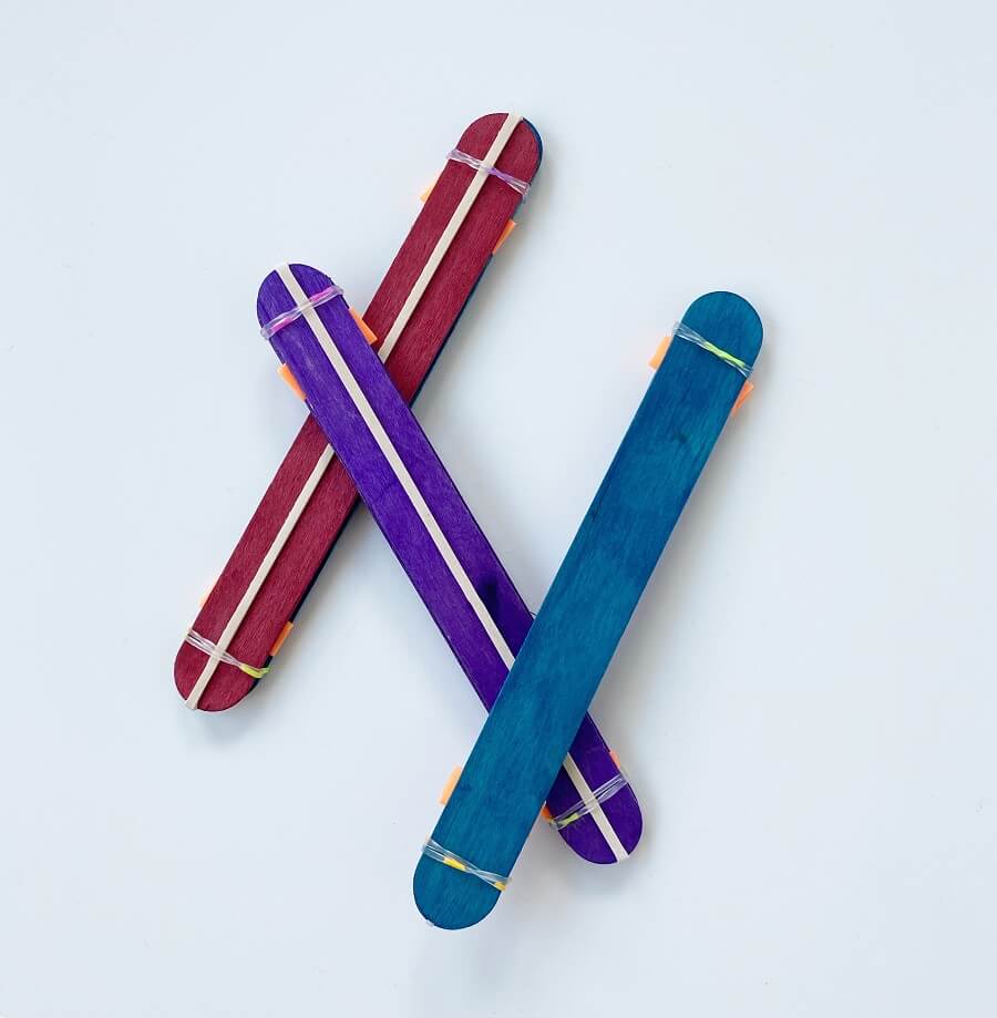 Adorable Kazoo Musical Instrument Craft Activity Made With Popsicle Sticks, Rubber Bands & Paint - Creating a Kazoo for the Kids
