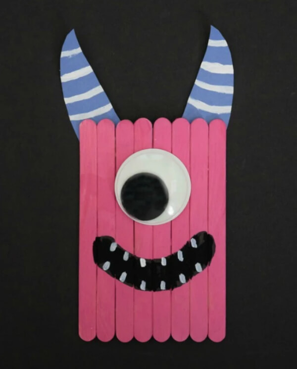 Adorable Popsicle Stick Halloween Monster Craft For Kindergartners Using Wiggle Eyes, Construction Paper & Paints - Constructing Playthings with Ice Lolly Sticks: An Amusing Pursuit with Stick Crafts