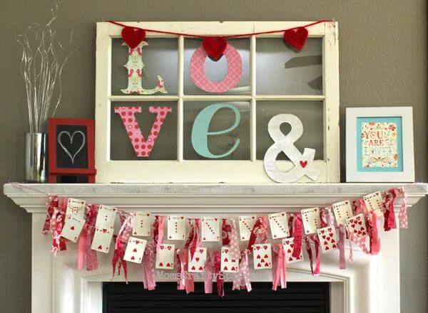 Attractive Heart Cards Banner Craft Activity With Fabric Strips On Valentine's Day - Suggestions for Valentine's Day Strands