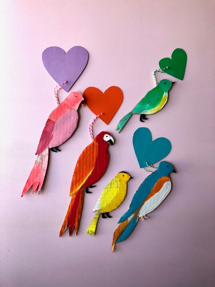 Awesome Love Bird Cardboard Craft With Paper Heart For Valentine's Day - Creating Parrot Models With Cardboard