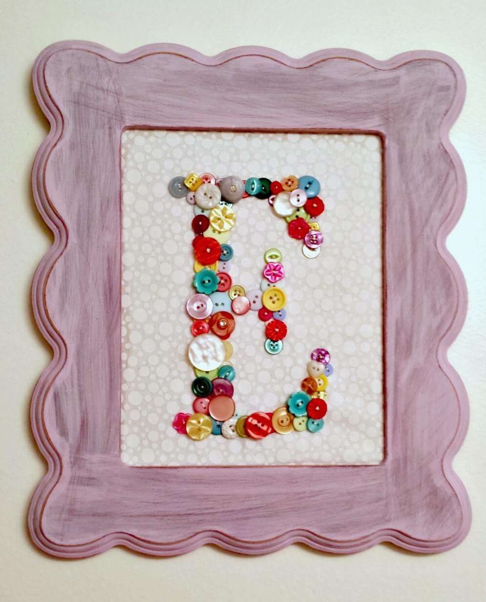 B is For Button Monogram Craft Tutorial Using Felt, Embroidery Hoop, & Stencil - Innovative Wall Decoration Ideas with Buttons