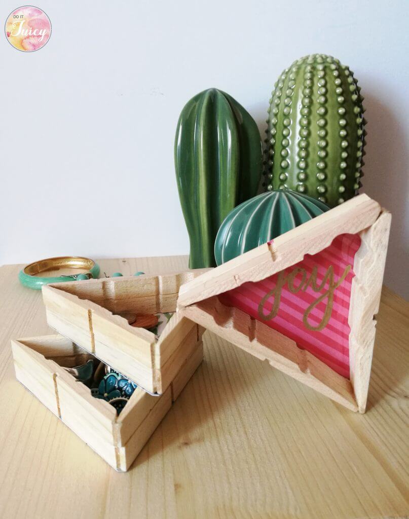 Easy to Make Jewelry Holder Craft Project Using Clothespins - Making Clothespin Decorations - Easy & Creative