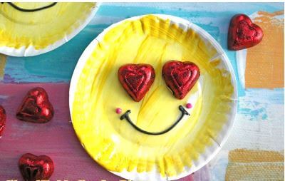 Heart Eyes Emoji  - Lovely Paper Plate Craft With Heart Shaped Chocolate Candies - Crafting with Paper Plates and Emojis for Kids