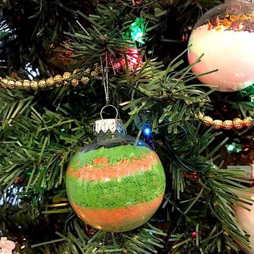 Homemade Bath Bomb Ornament Gift Idea Using Clear Plastic Balls - Constructing your own bath bombs for the kids this Christmastime