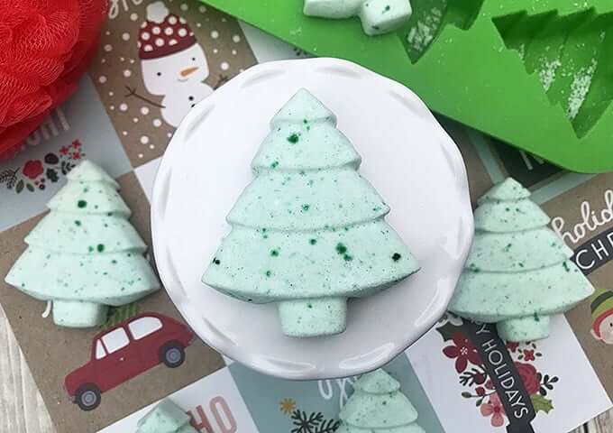 How To Make Christmas Tree Bath Bombs For Winter Holiday - Making Do-It-Yourself Bath Bombs With Kids For Christmas