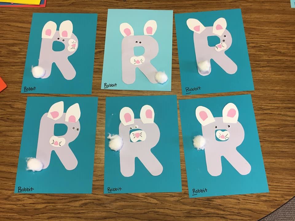 R For Rabbit Letter Cards Gift Idea For Kindergartners - Quick and Easy Rabbit/Bunny Crafts 