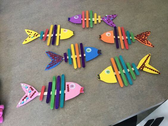 Unique Magnetic Fish Craft Using Colorful Popsicle Sticks & Embellishments - Make a Fish Craft with Popsicle Sticks 