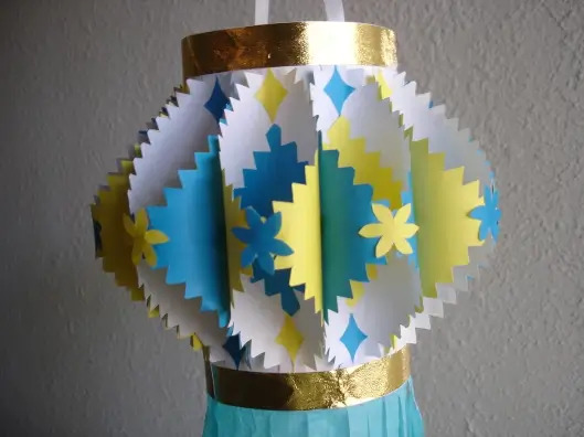 Unique Paper Lantern Decoration Craft Making For Festivals - Preparing Uncomplicated Paper Lanterns for Diwali & Christmas